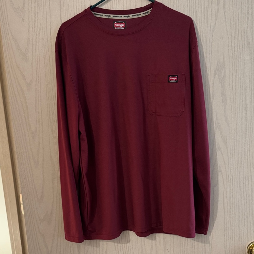 Wrangler Men's Deep Red Long Sleeve Tee